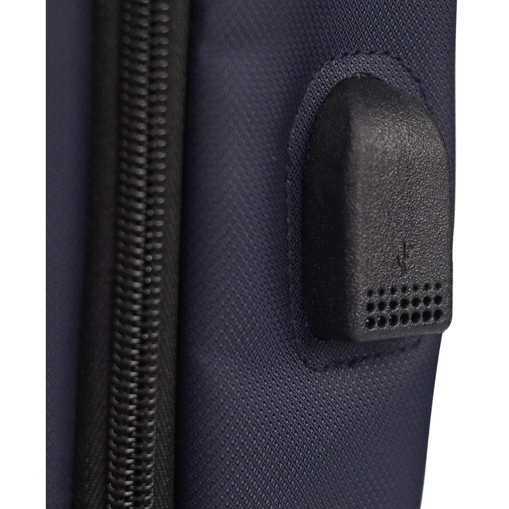 morral_de_hombre_issei_azul_2